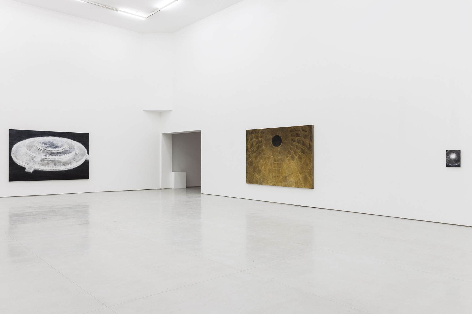 SHI_Dust as Light_Exhibition view_4_Medium